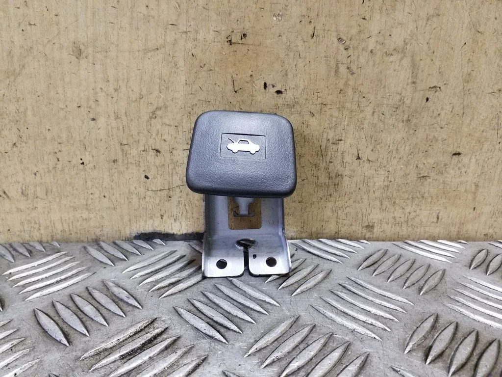 Mootorikapoti avamiskäepide