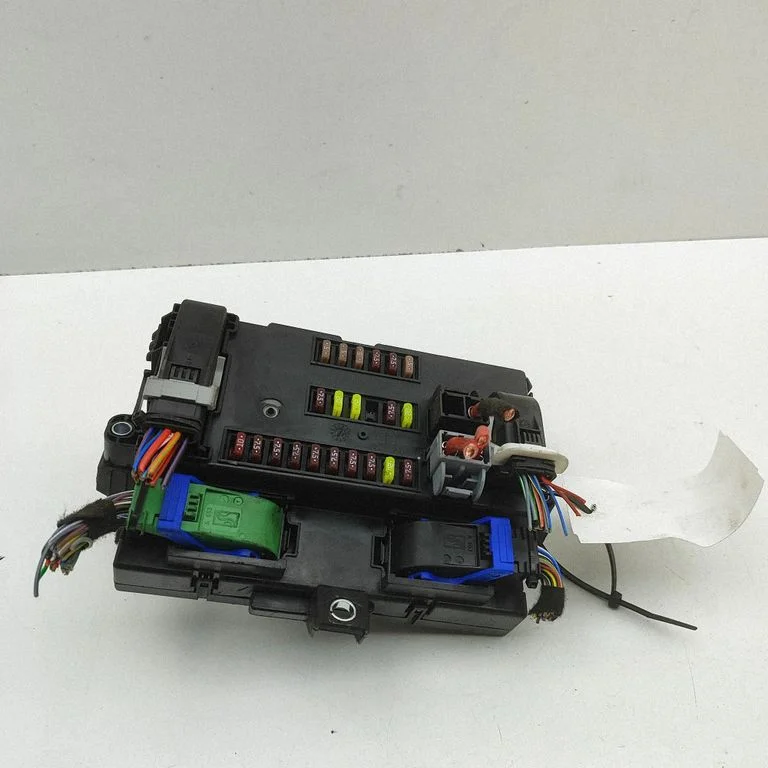 Drošinātāju bloks 46862934
