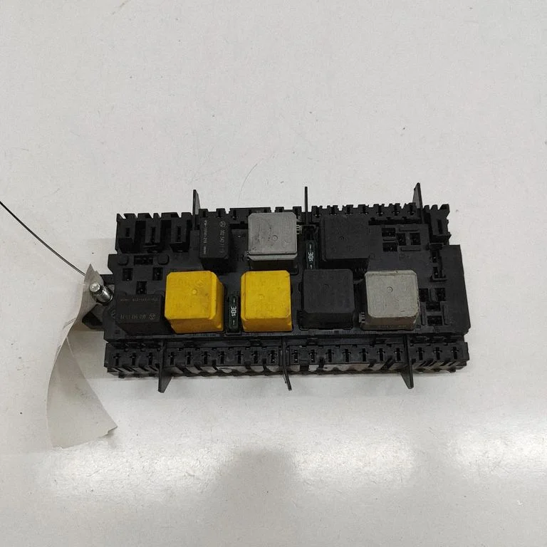 Drošinātāju bloks A1669063801