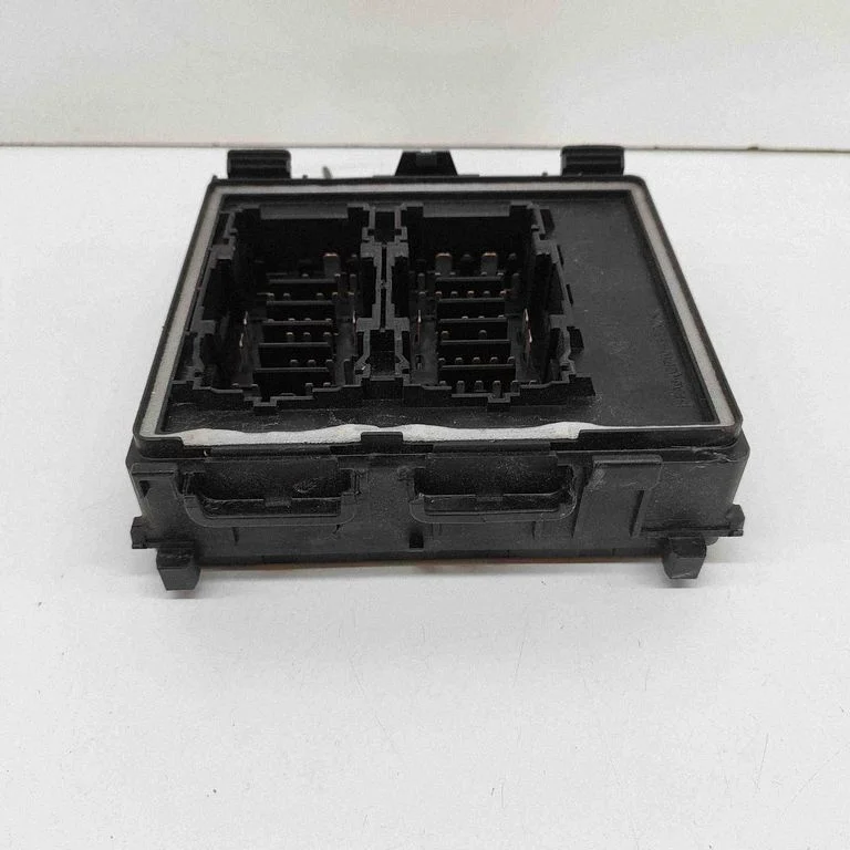 Drošinātāju bloks L1BT14D068HAB