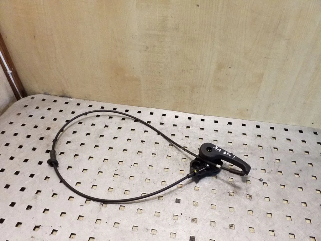 Mootorikapoti avamiskäepide
