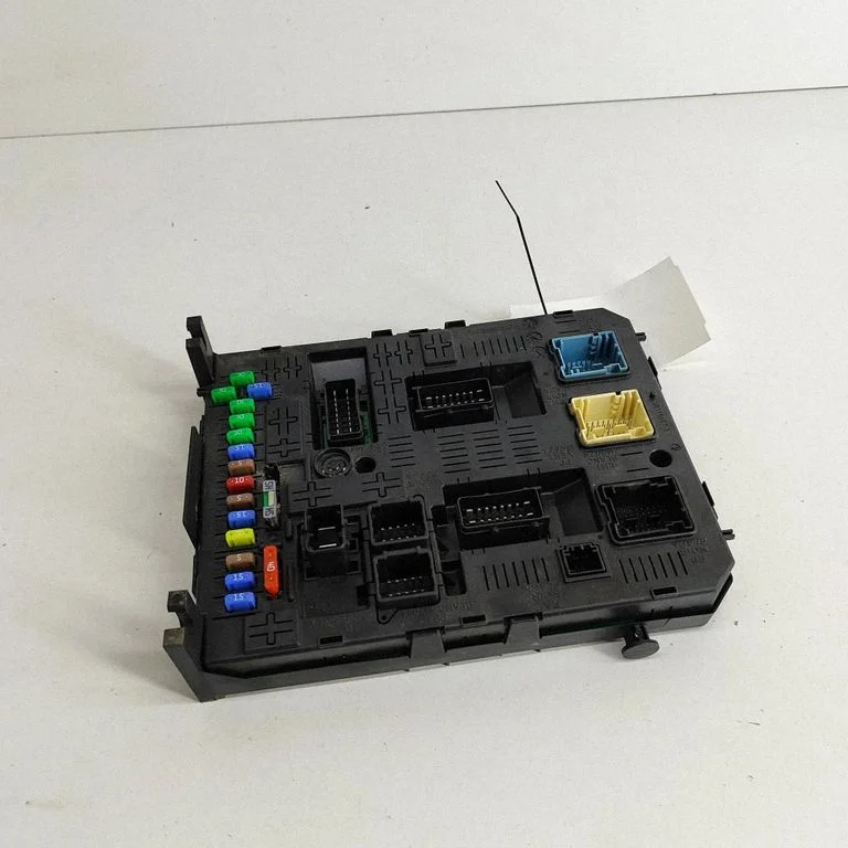Drošinātāju bloks 9664059080