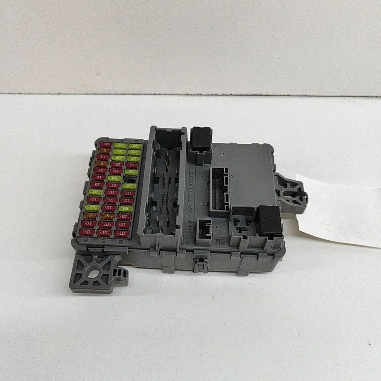 Fuse module 38200TGHA01