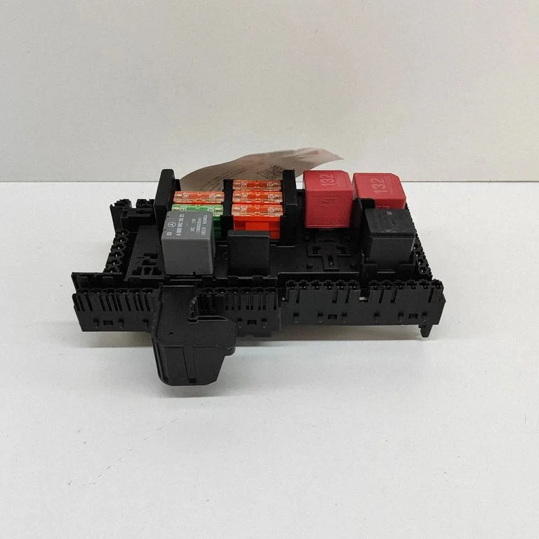 Fuse module – Mercedes-Benz GLC-Class C253 (2016-)