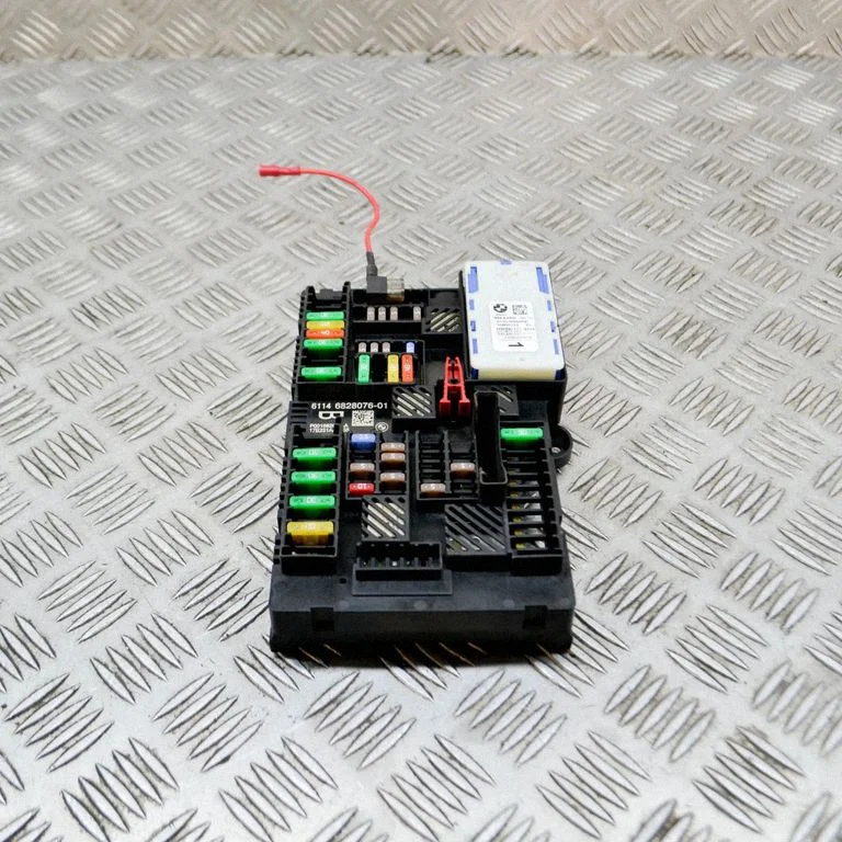 Drošinātāju bloks P00166265AA