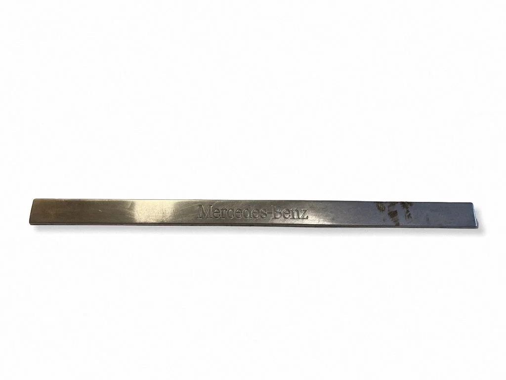 Priekšējā sliekšņa apdare (iekšējā) A1636860820