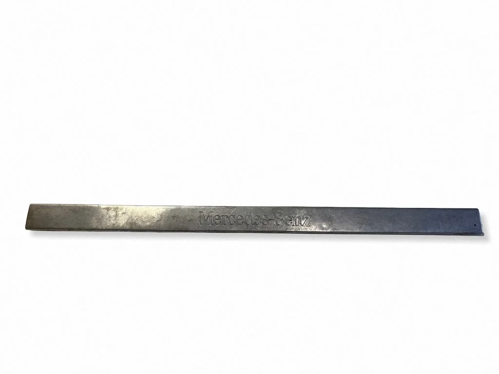 Priekšējā sliekšņa apdare (iekšējā) A1636860820