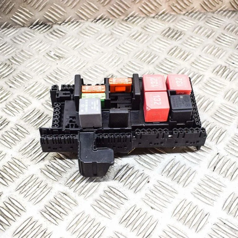Drošinātāju bloks 529881F07