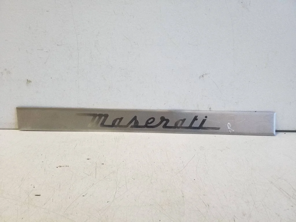 Esilävise kate (sisemine) – Maserati Ghibli (2013-)
