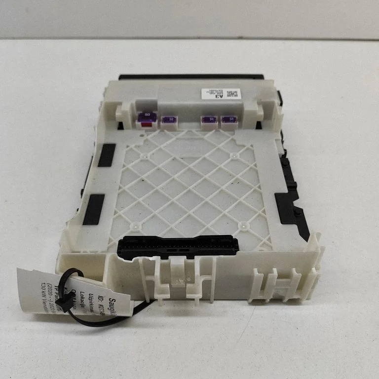 Fuse module 8273008150