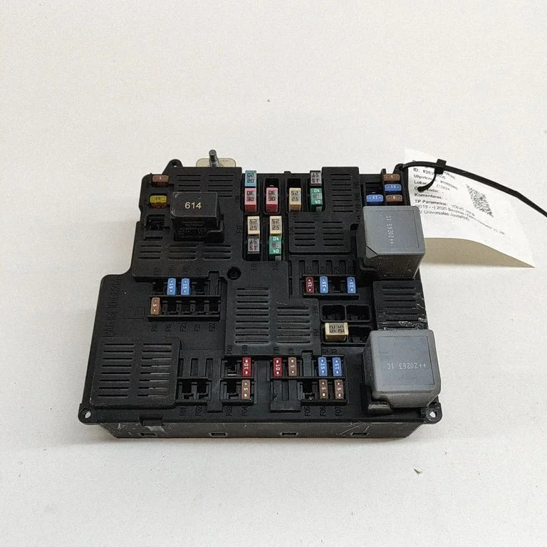 Drošinātāju bloks 32212299