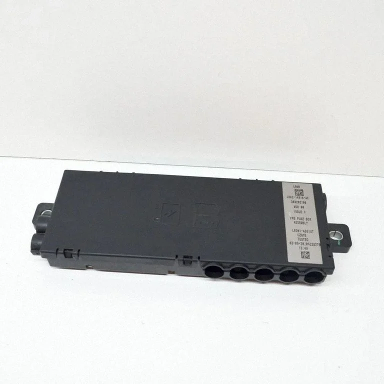 Drošinātāju bloks J8A214516AC