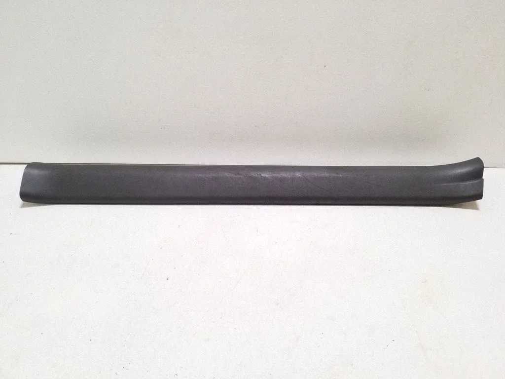 Priekšējā sliekšņa apdare (iekšējā) 6791447040