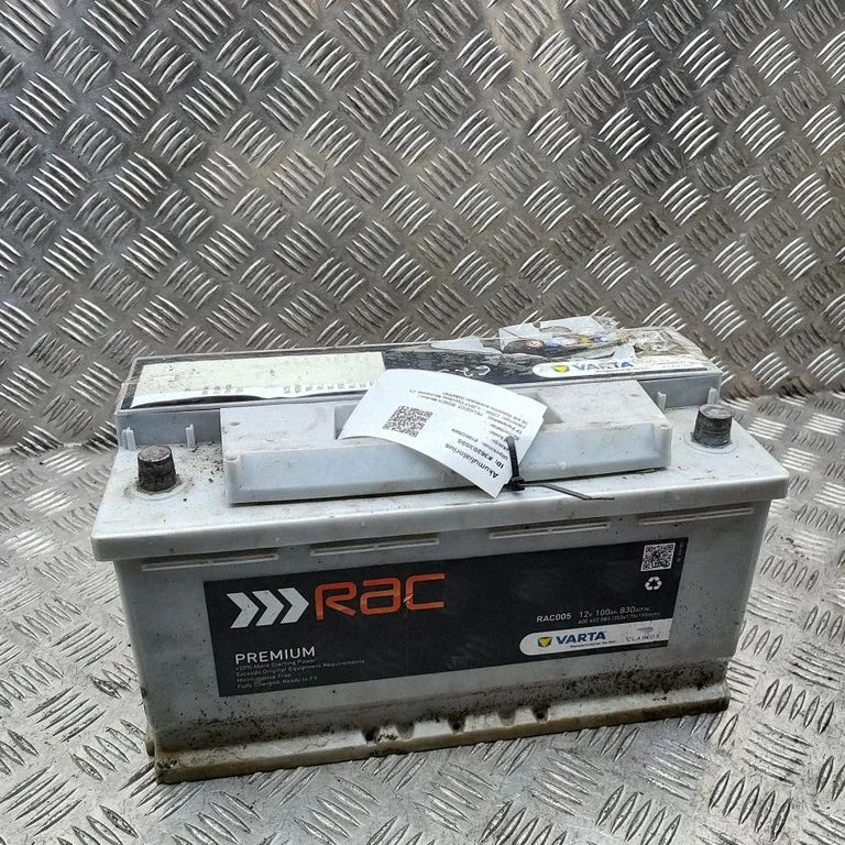 Car battery RAC005