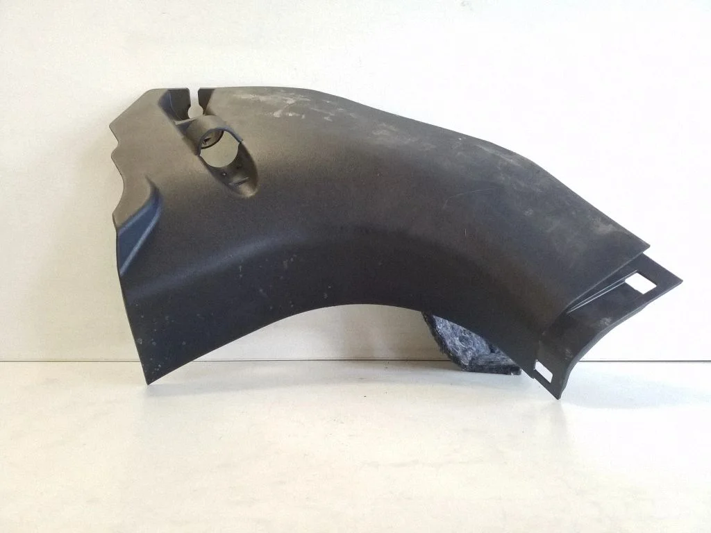 Front sill trim cover – Mitsubishi Outlander (2007-2012)