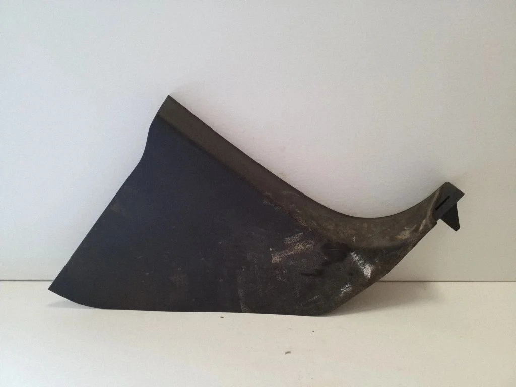 Esilävise kate (sisemine) – Volkswagen Amarok (2010-2020)
