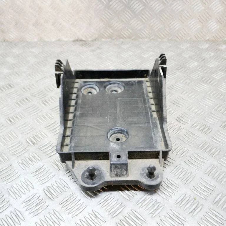 Akumulatora kārba D09T56041