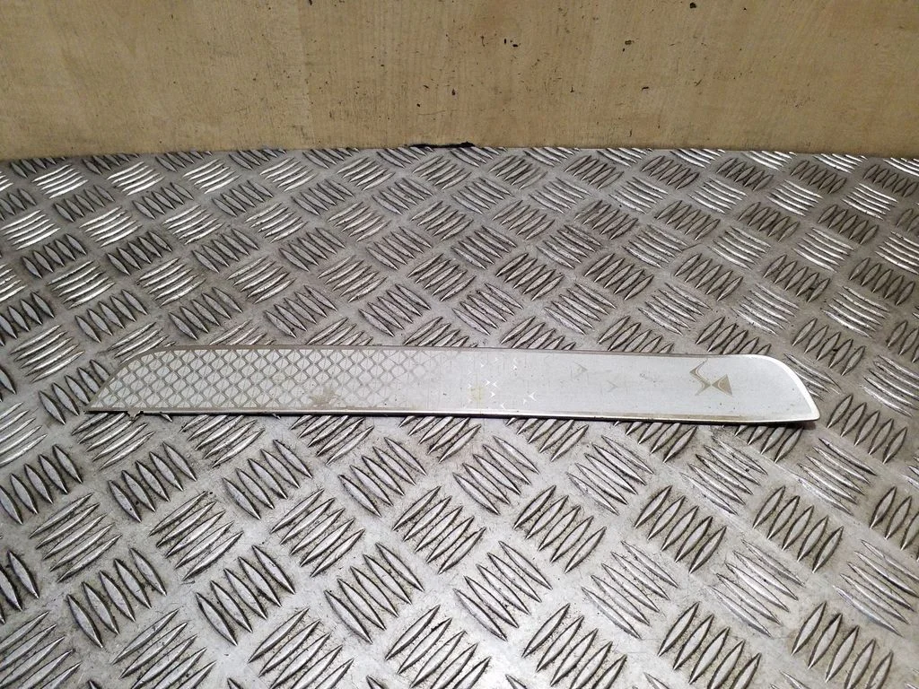 Front sill trim cover 9803201480