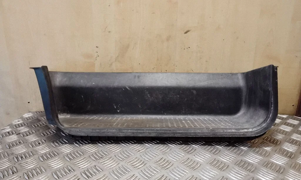 Front sill trim cover 705863735A
