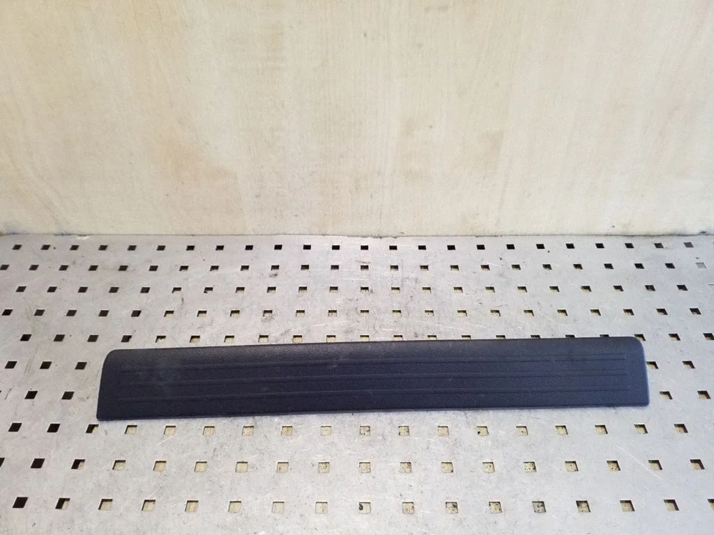 Front sill trim cover BBP3687F0 – Mazda 3 II (2009-2013)