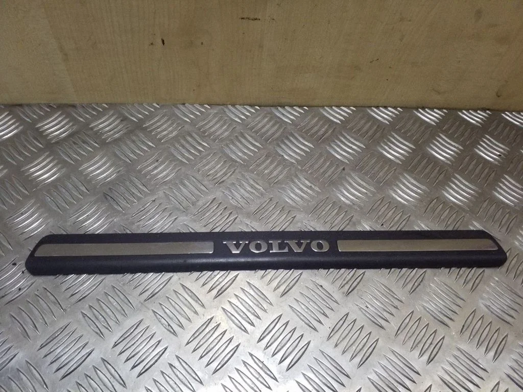 Priekšējā sliekšņa apdare (iekšējā) 8659960