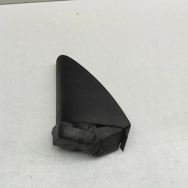 Muu salongiosa – BMW 2-seeria F22 F23 (2013-2017)