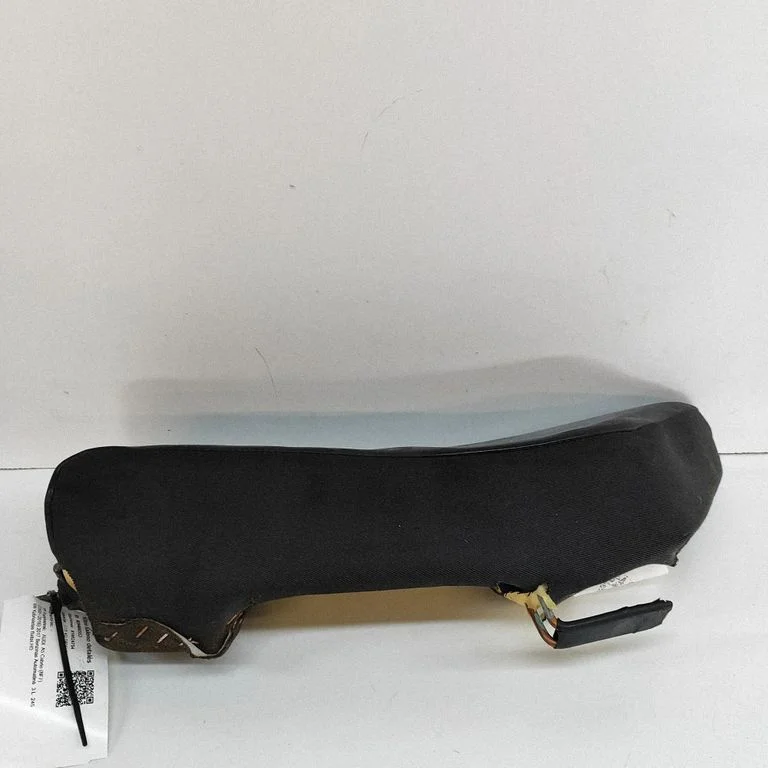 Cita salona detaļa 8F0885704B