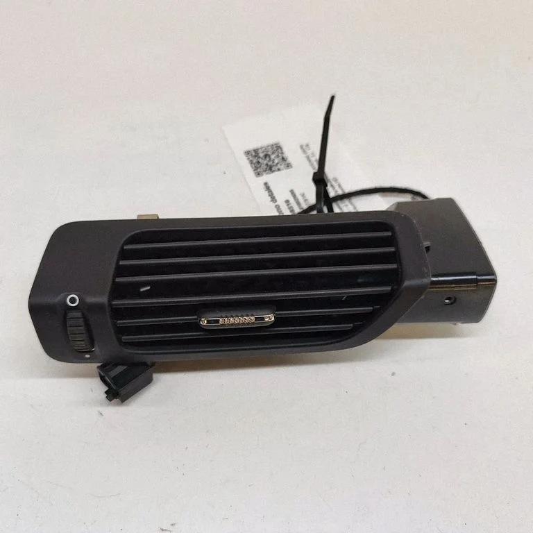Muu salongiosa 7P5868903F