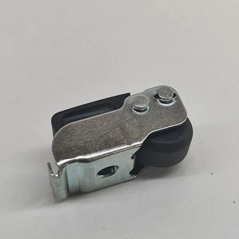 Cita salona detaļa 8V5867615