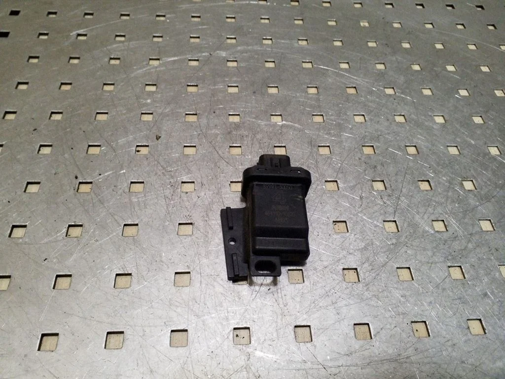 Other devices – Toyota RAV 4 (XA30) (2006-2016)