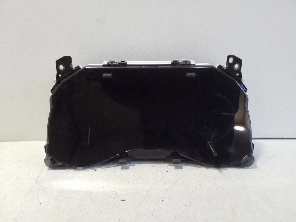 Spidometrs (instrumentu panelis) – Toyota Yaris Cross (2020-)