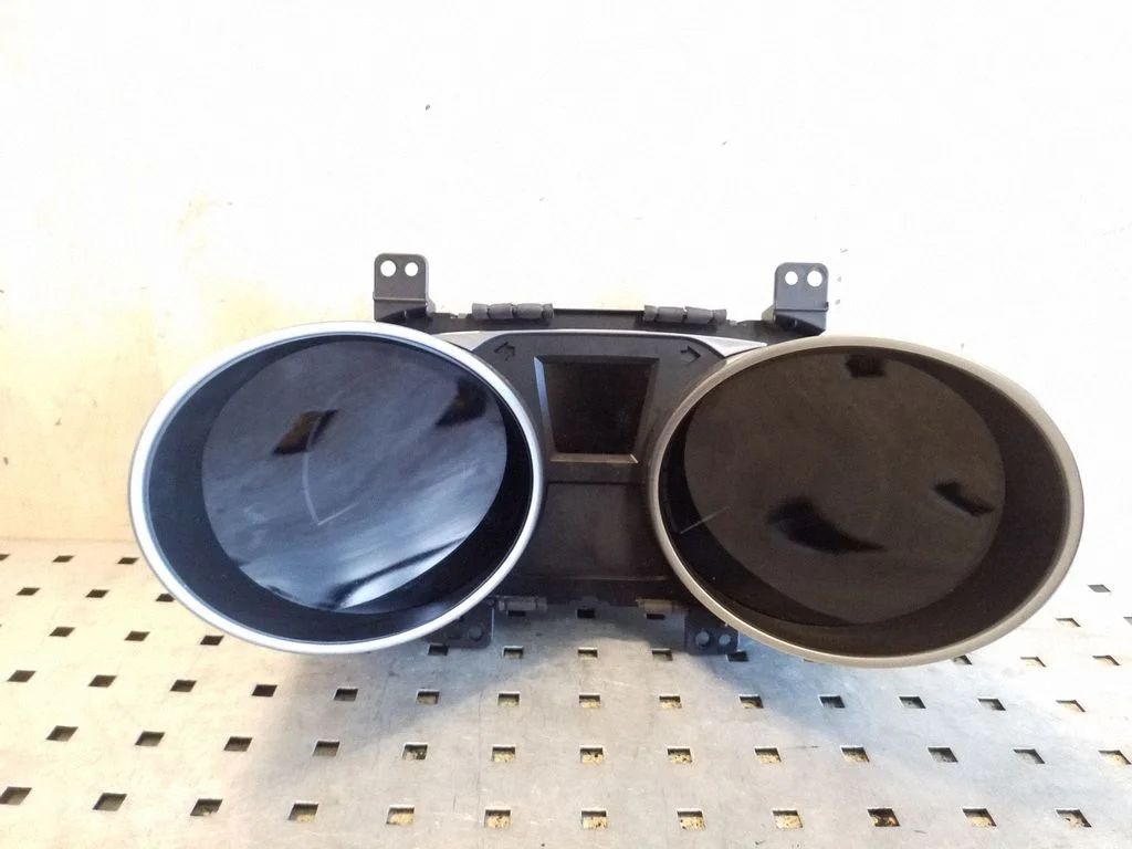 Speedometer (instrument cluster) 940072Y351
