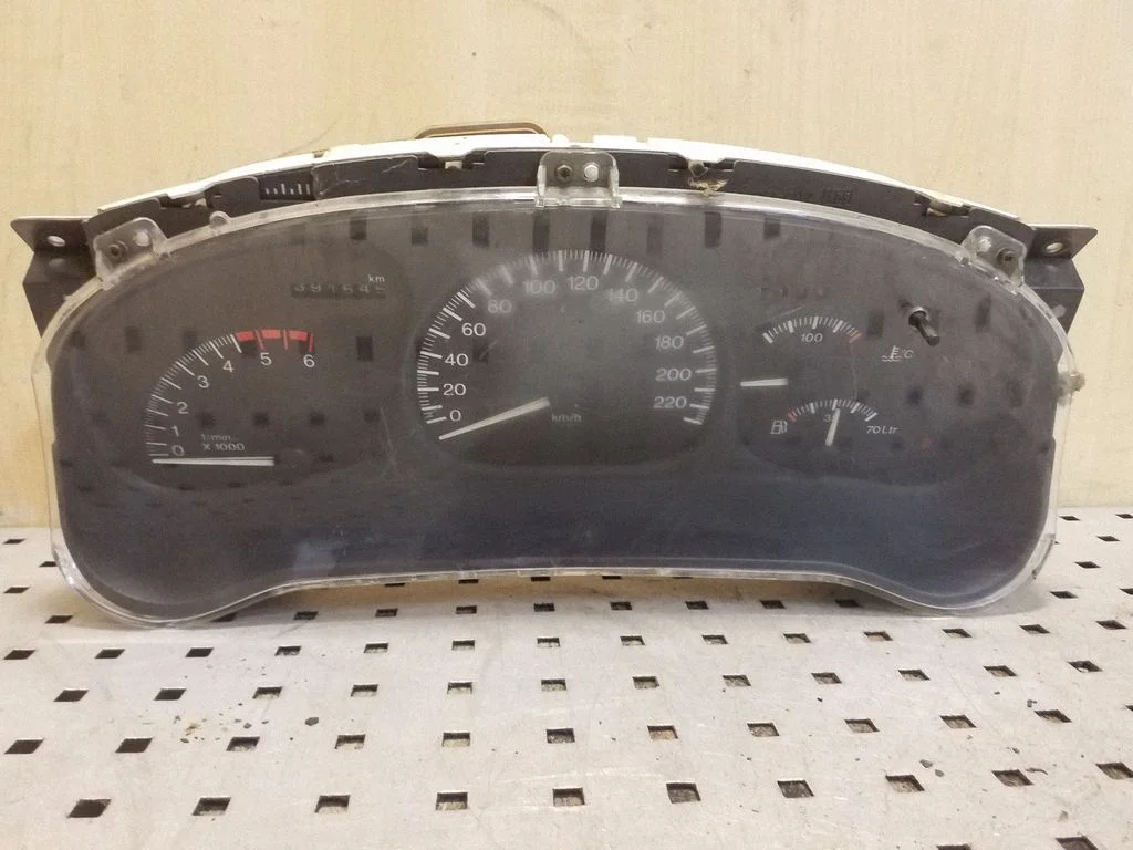 Speedometer (instrument cluster)