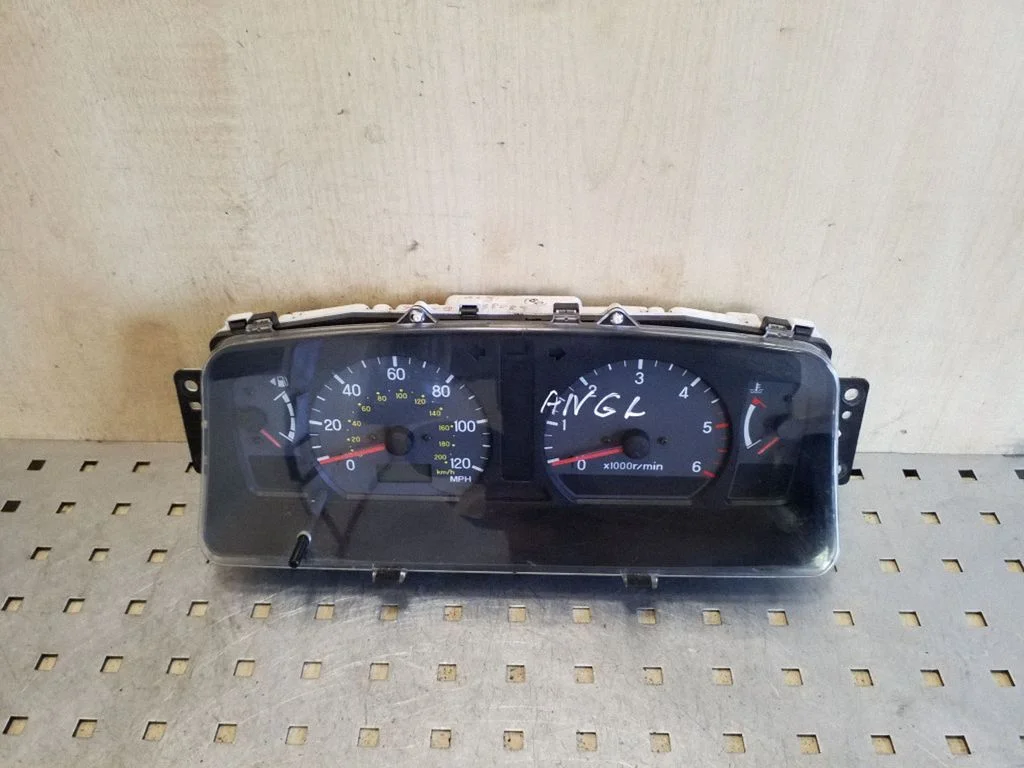 Speedometer (instrument cluster) MR590142