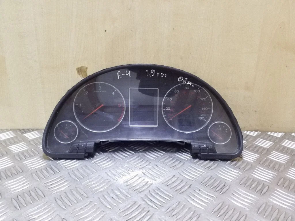 Speedometer (instrument cluster) 1036901830