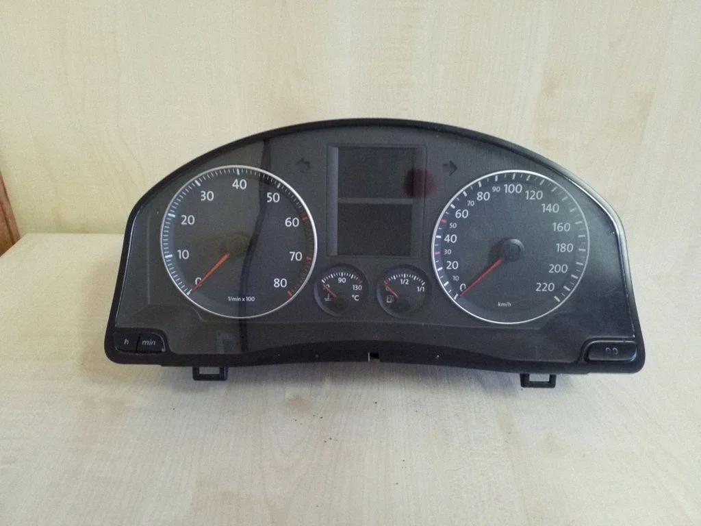 Speedometer (instrument cluster) 1K0920850P
