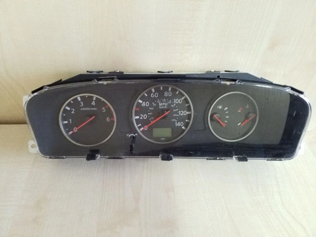 Speedometer (instrument cluster) EQ320FU