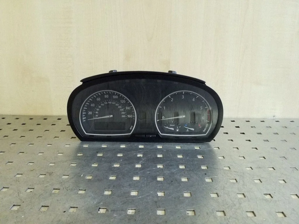 Speedometer (instrument cluster) 25811510