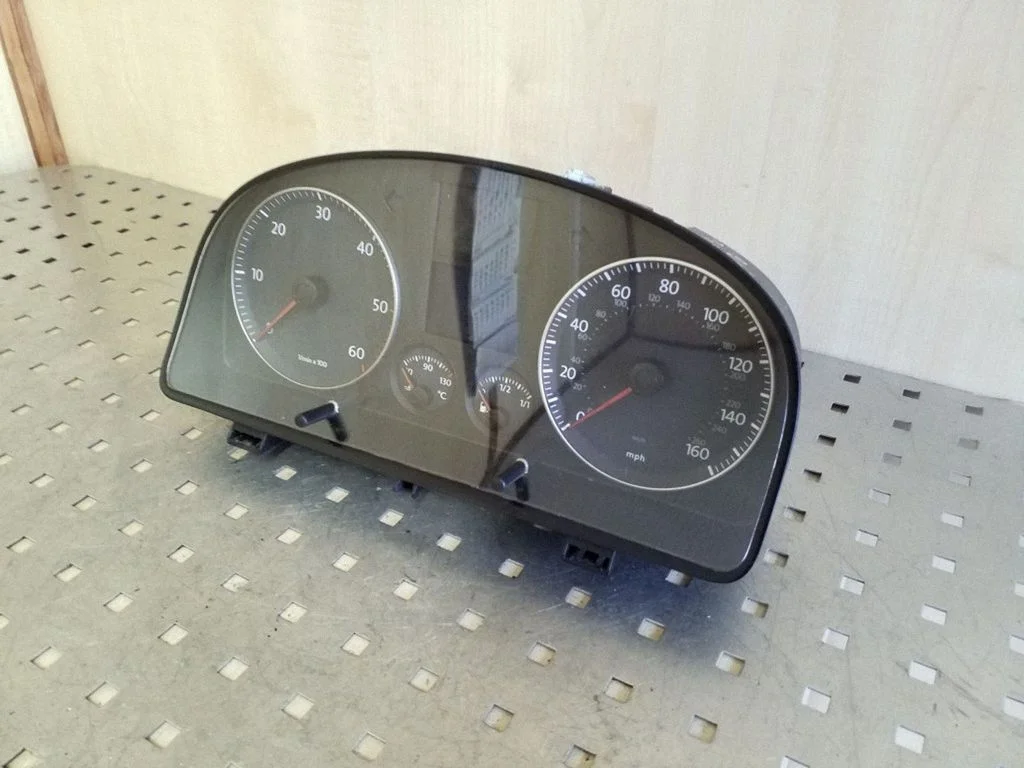 Speedometer (instrument cluster) 1T0920960C