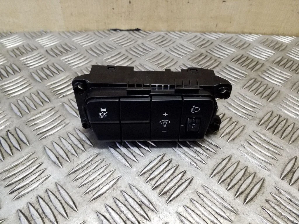 Traction control (ASR) switch – KIA Sportage (2016-2021)