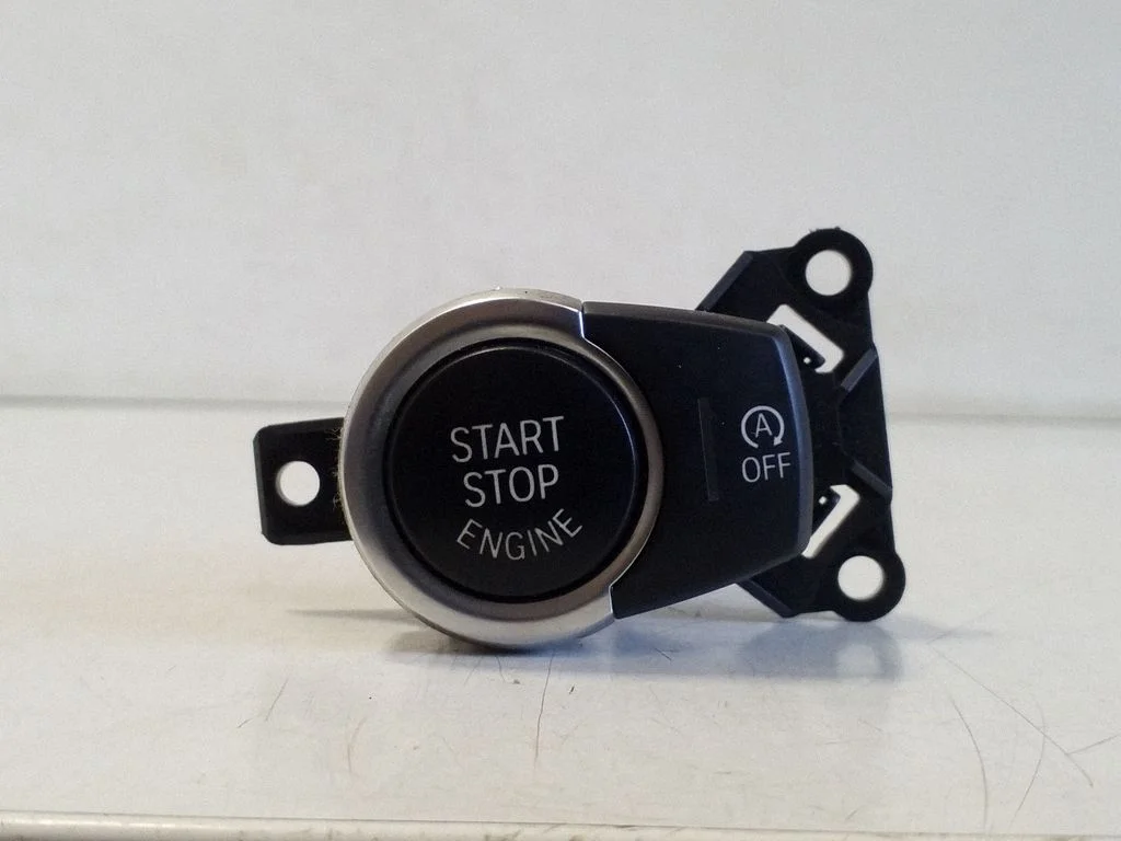 Przycisk start/stop silnika – BMW X5 F15 (2013-2017)