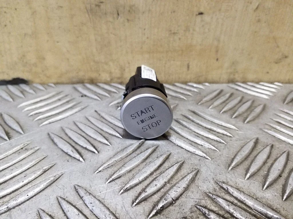 Mootori start-stopp-nupp – Audi A6 S6 C7 4G (2011-2018)