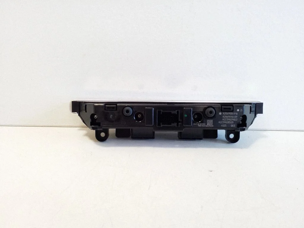 Hazard light switch A2069004916