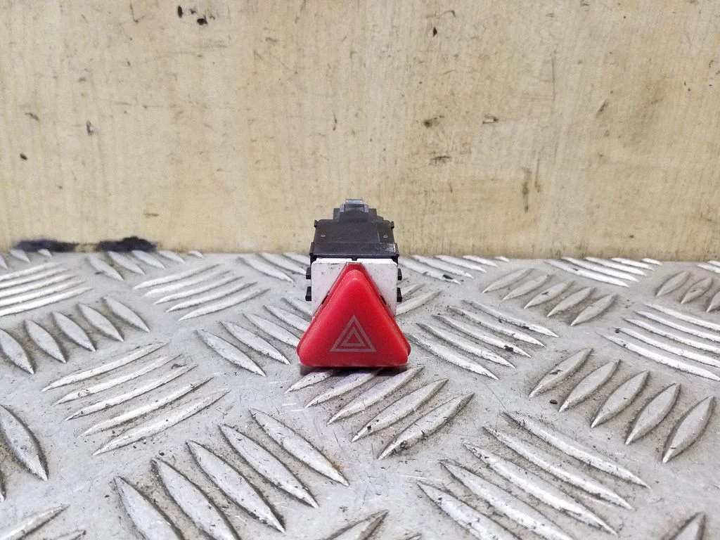 Hazard light switch 6Y0953235