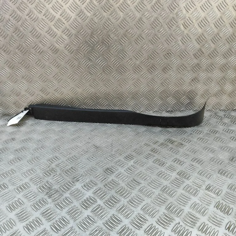 Cita ārējā detaļa 107329400D