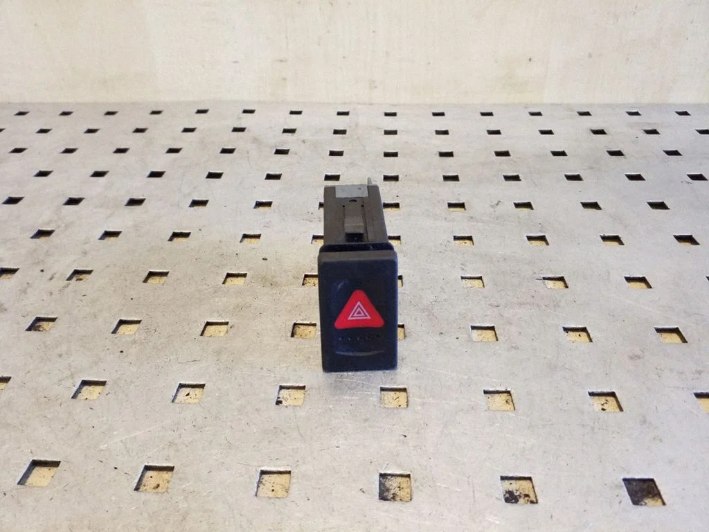Hazard light switch 3B0953235D