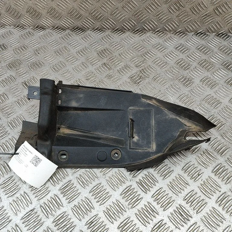 Cita ārējā detaļa 4KE821943