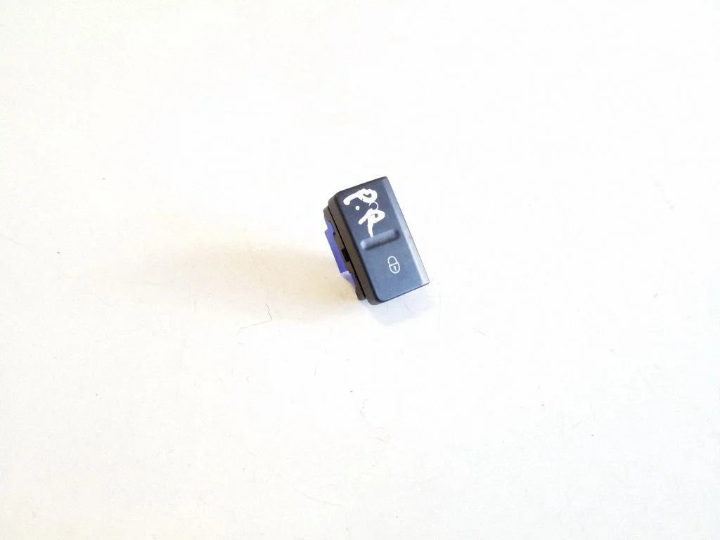 Central locking switch button 5M2962125B