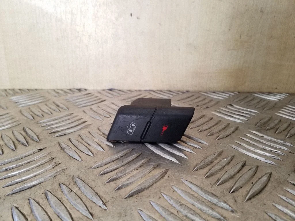 Central locking switch button 8E29621085PR