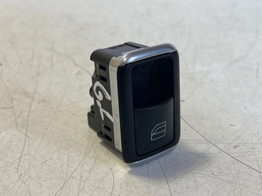 Electric window control switch – Tesla Model S (2012-)